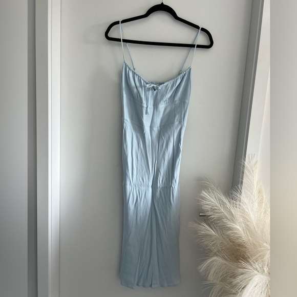 Aritzia Wilfred Bellow Dress - Picture 3 of 9